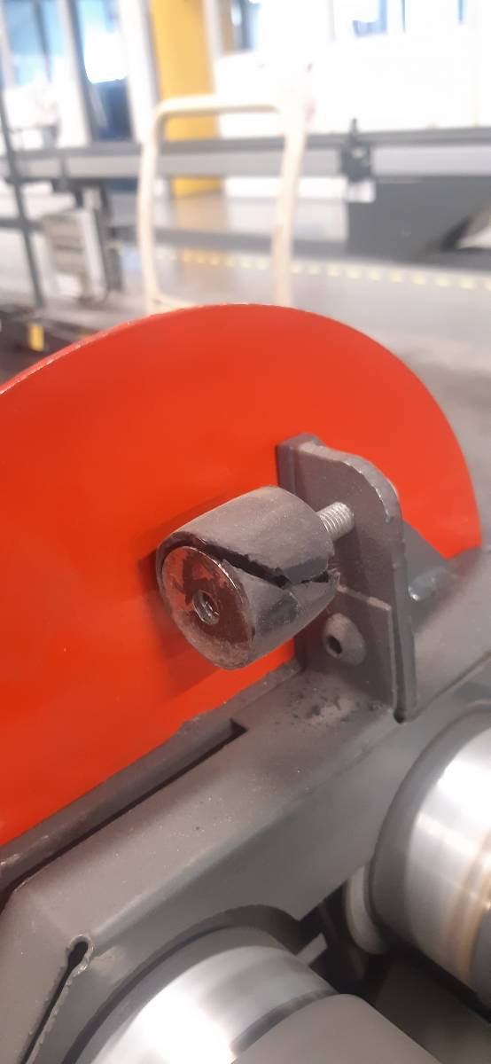 Remise en etat d'un ensemble convoyeur / portillon sur Nice 06 Alpes Maritimes pour une société de conditionnement de médicament