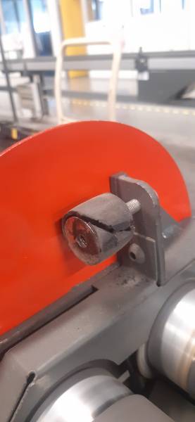 Remise en etat d'un ensemble convoyeur / portillon sur Nice 06 Alpes Maritimes pour une société de conditionnement de médicament